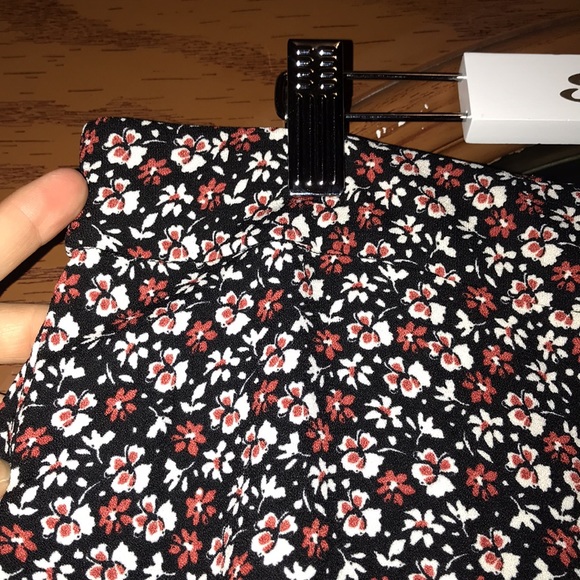 Maurices Ditsy Floral High Rise Ruffle Tiered Pull On Midi Skirt Flowy Textured - Picture 10 of 16